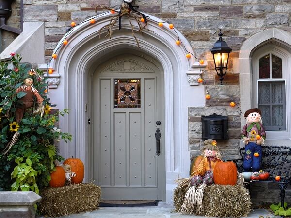 Halloween Decorating Tips & Tricks For Your Home